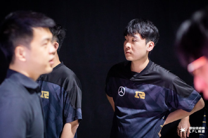 金年会登录入口-恩比德计划在76人结束职业生涯