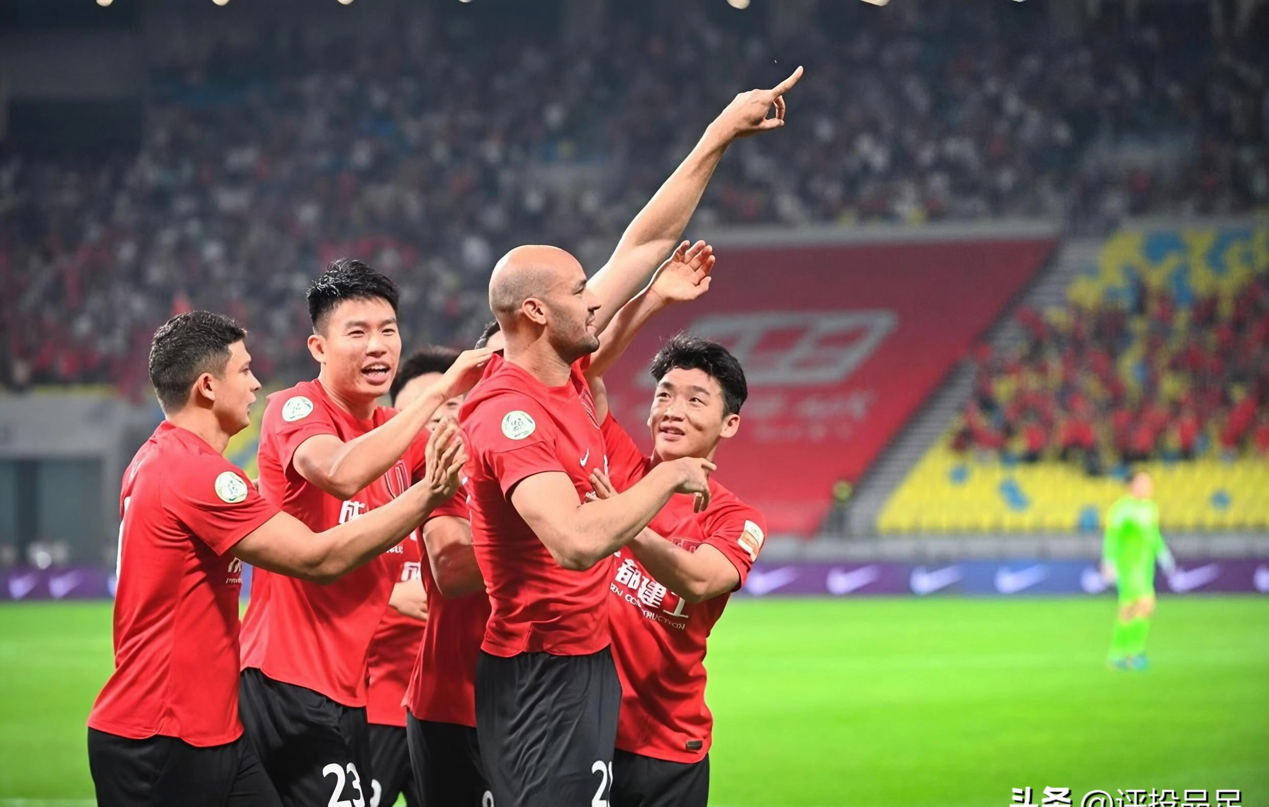 金年会入口-上海申花迎欧联关键赛，转会期队长鼓劲，底气十足，纪律约束更严格(中国足球上半场上海申花腾讯视频)